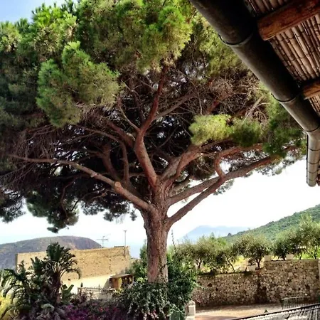 Casa Meligunis Dependance, Lipari, Aeolian Islands Nyaraló